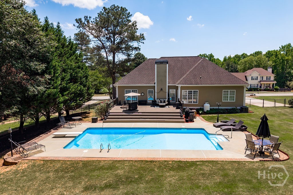 121 Whisperwood Lane