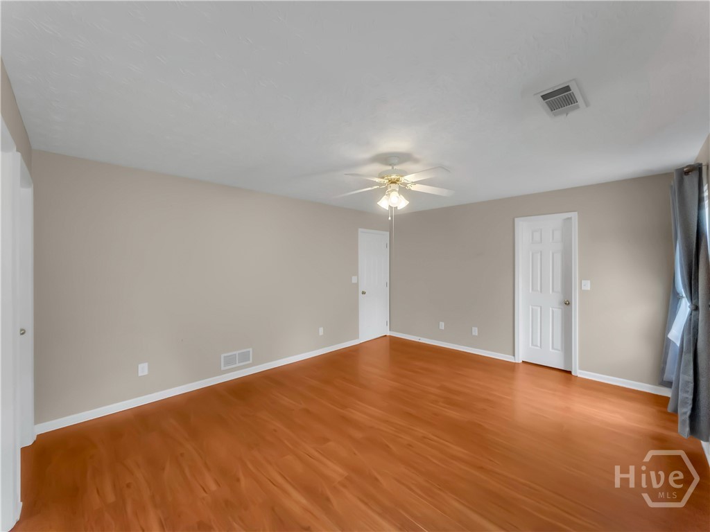 1021 Windsor Drive