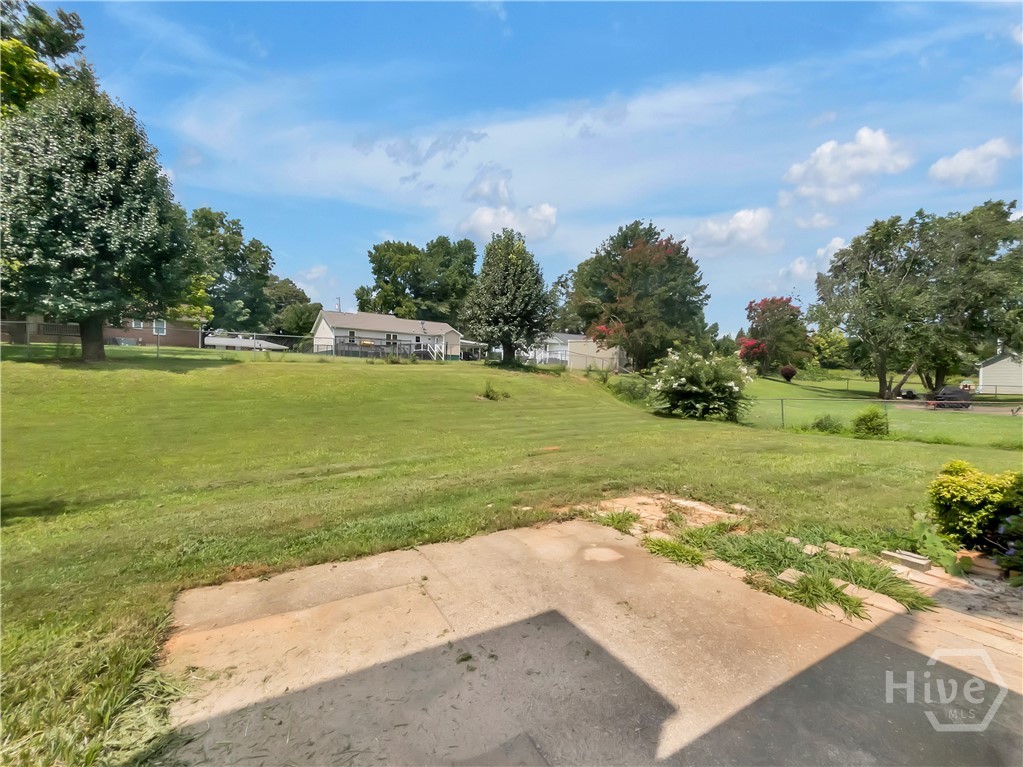 1021 Windsor Drive