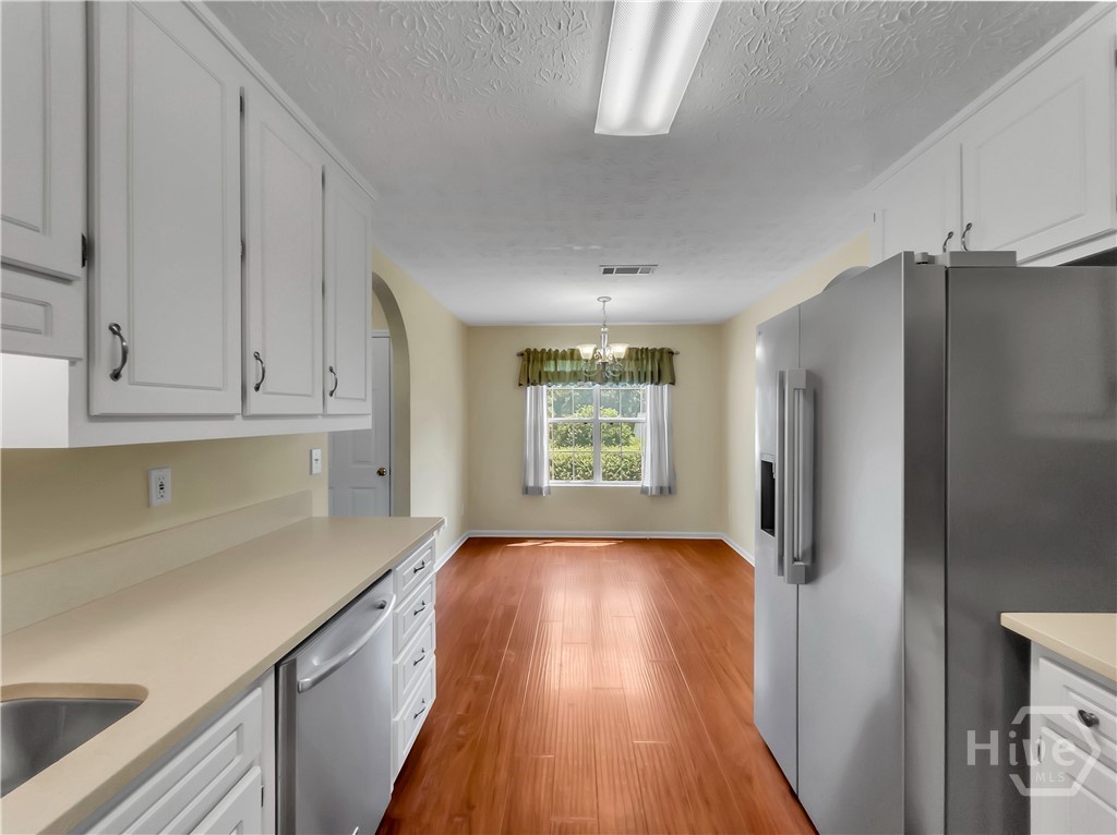 1021 Windsor Drive