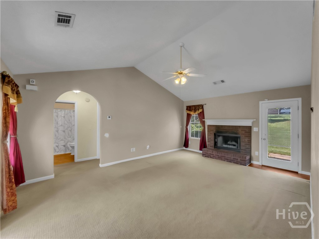 1021 Windsor Drive