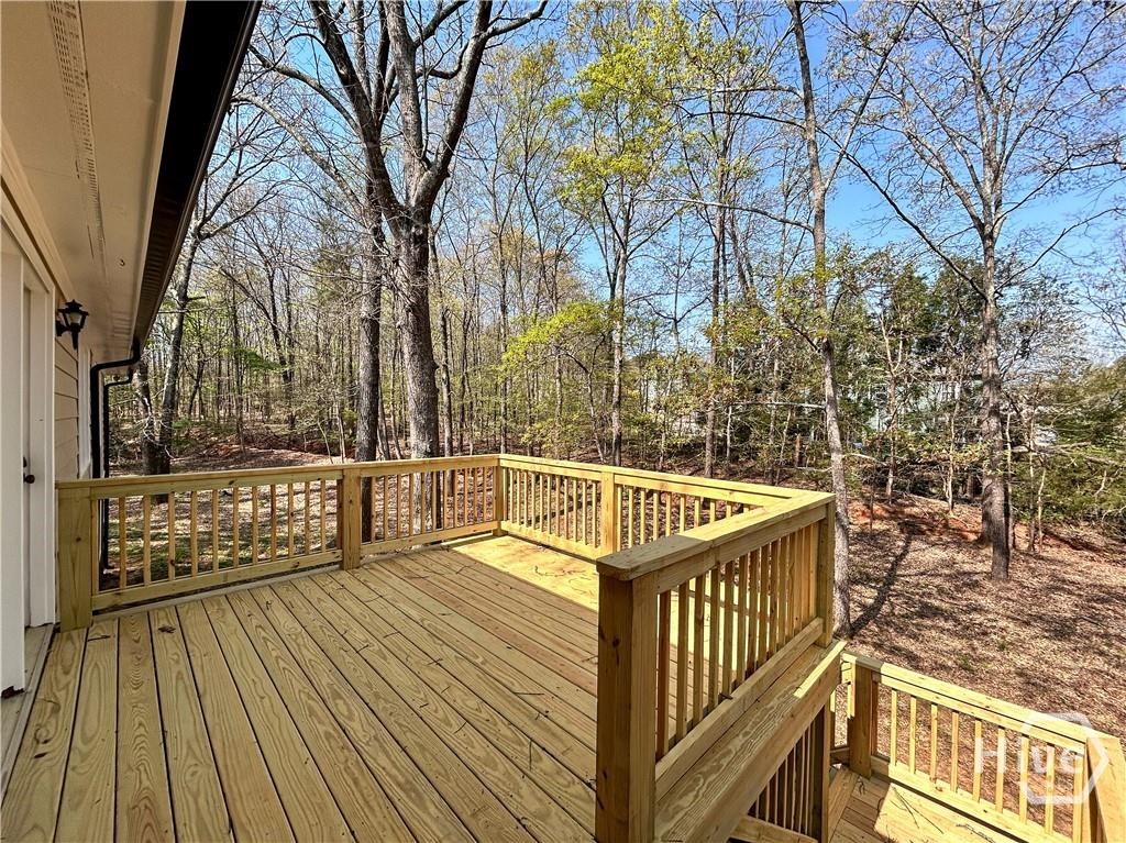 160 Kirkwood Drive