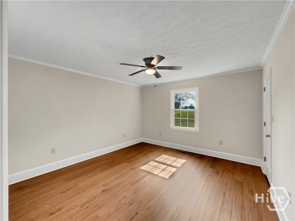 160 Kirkwood Drive