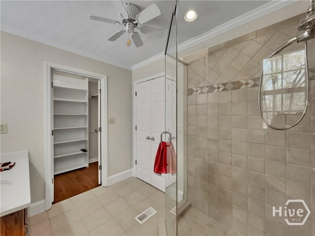 160 Kirkwood Drive