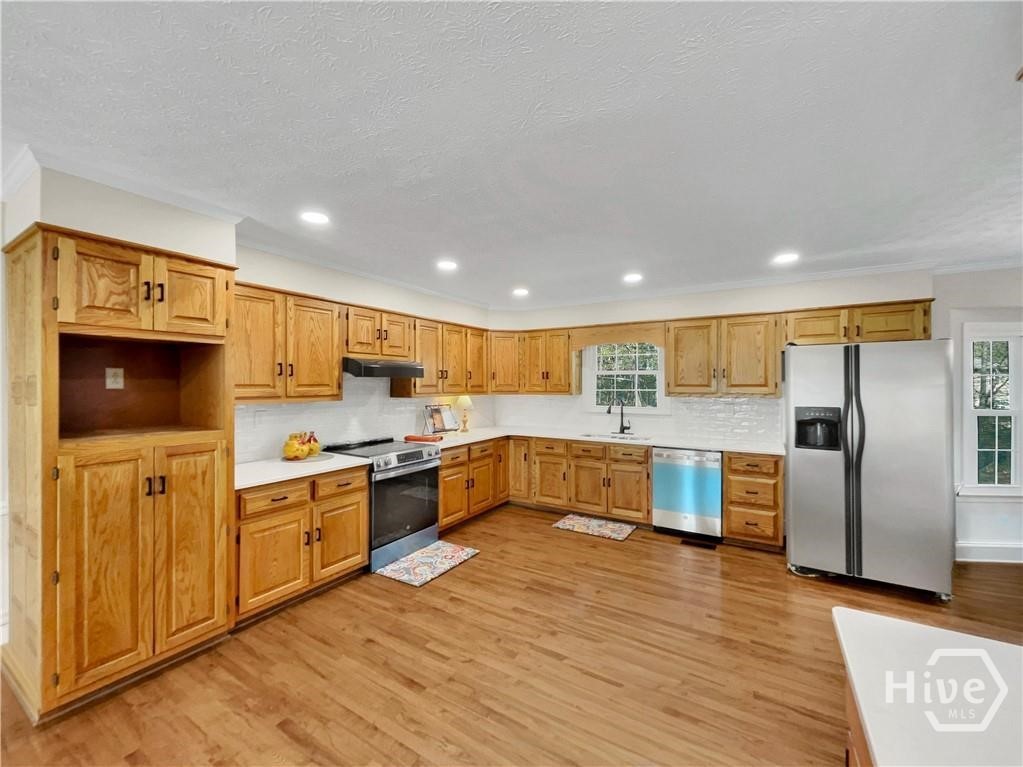 160 Kirkwood Drive
