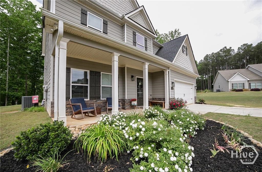 1672 Carriage Court
