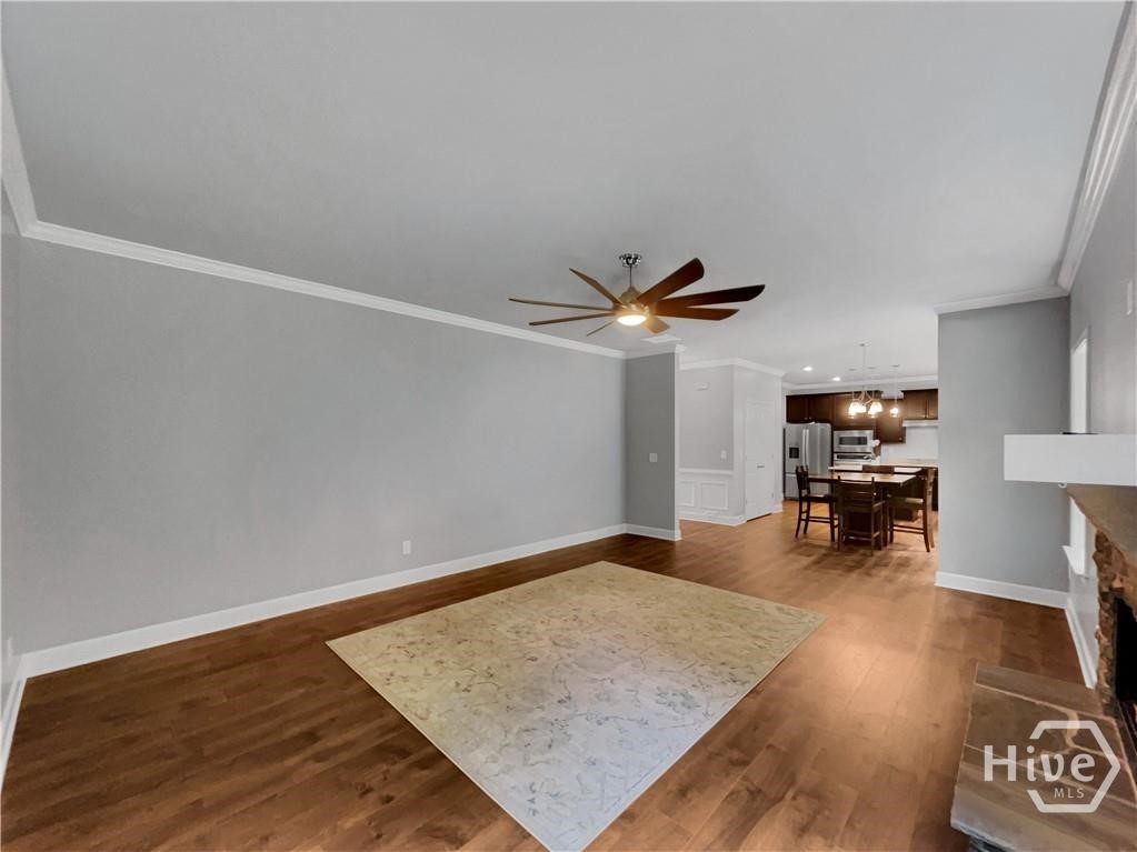 1672 Carriage Court