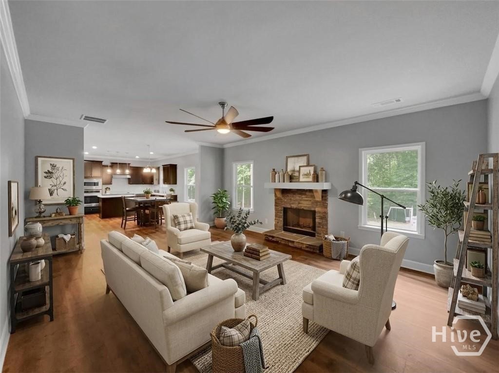 1672 Carriage Court
