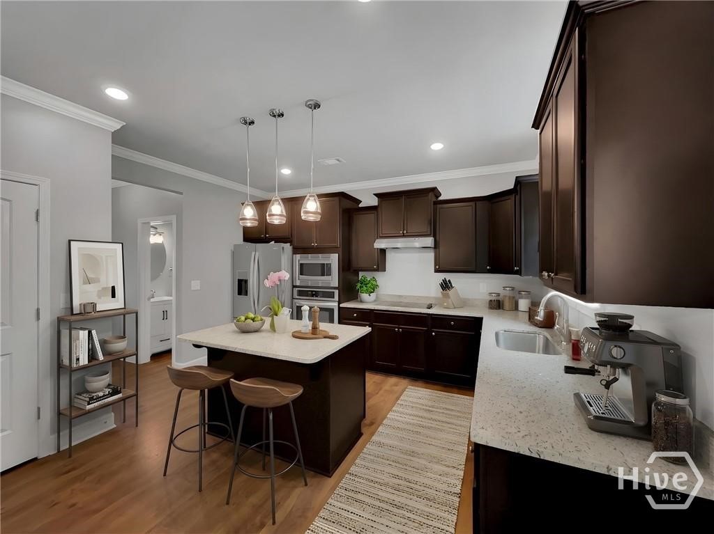 1672 Carriage Court
