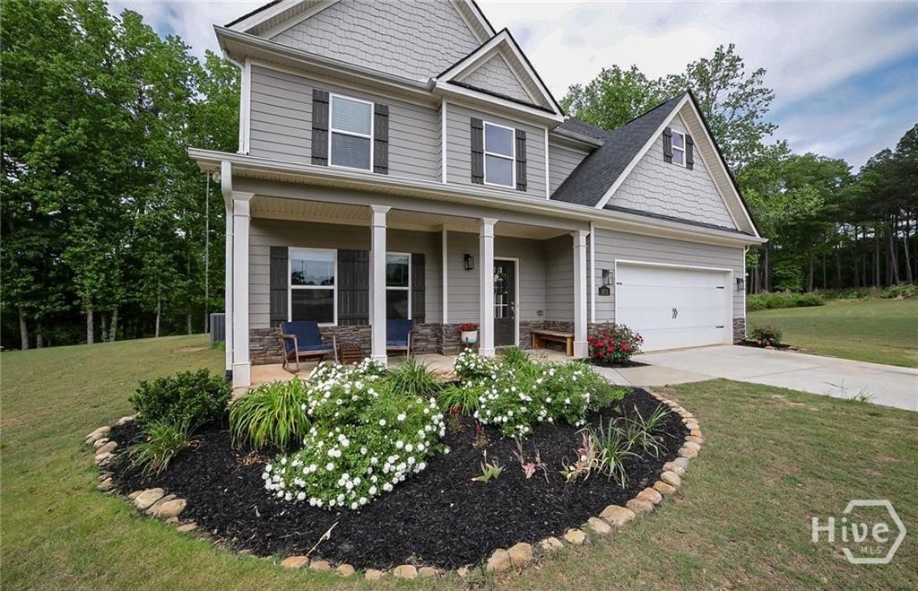 1672 Carriage Court