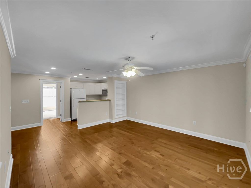 490 Barnett Shoals 817