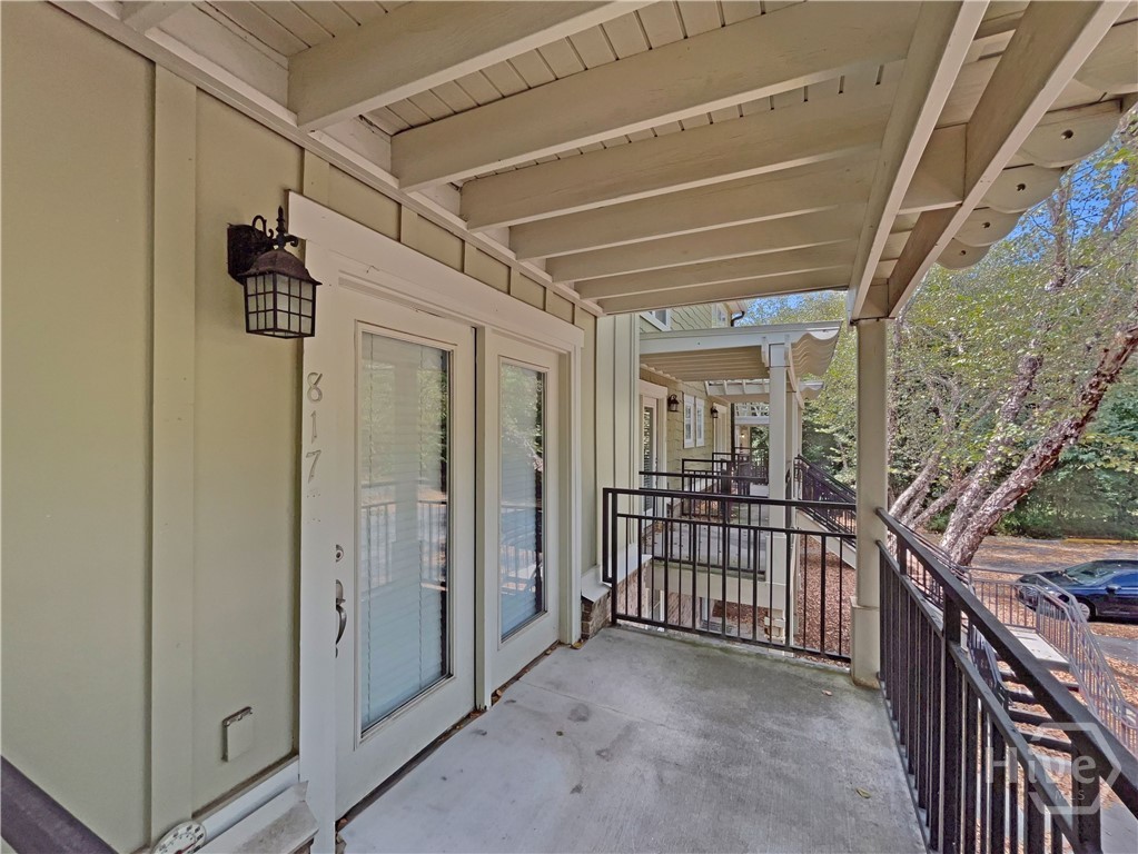 490 Barnett Shoals 817
