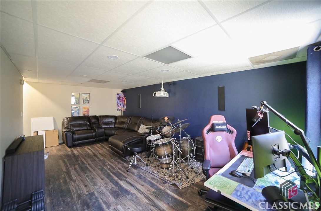 701 Kingston Road