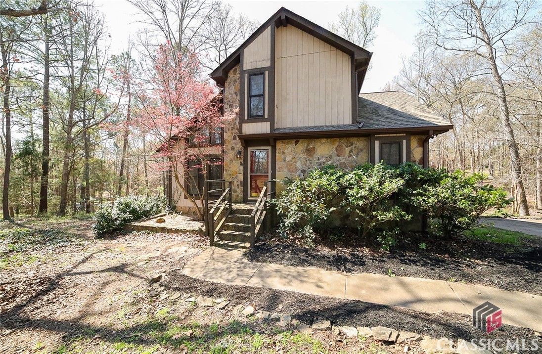 701 Kingston Road
