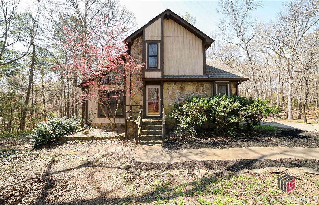 701 Kingston Road