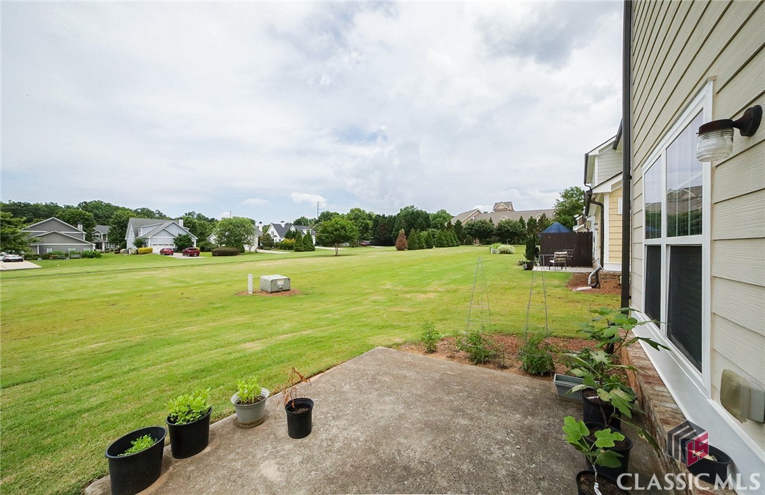 1686 Lincoln Drive