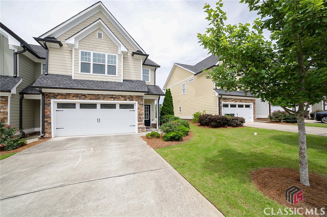 1686 Lincoln Drive