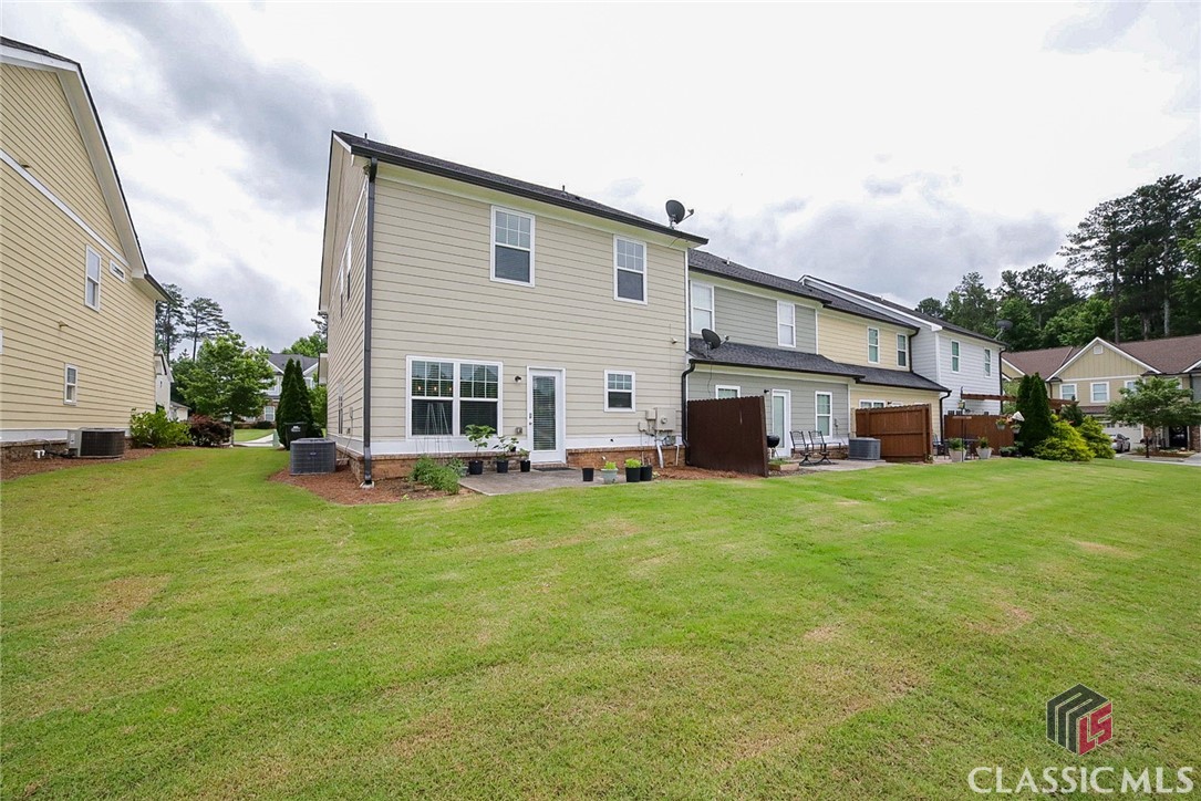 1686 Lincoln Drive