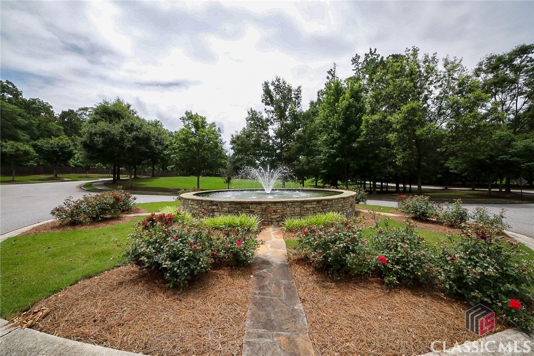 1686 Lincoln Drive