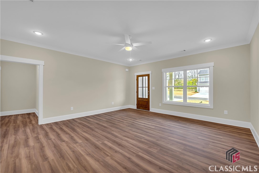 284 Water Oak Way