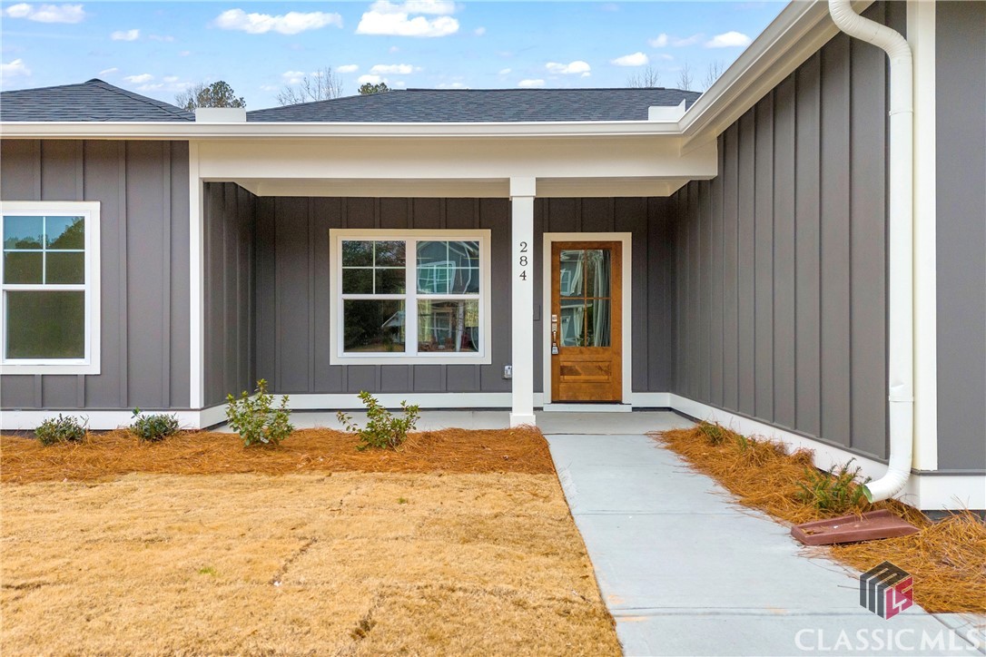 284 Water Oak Way