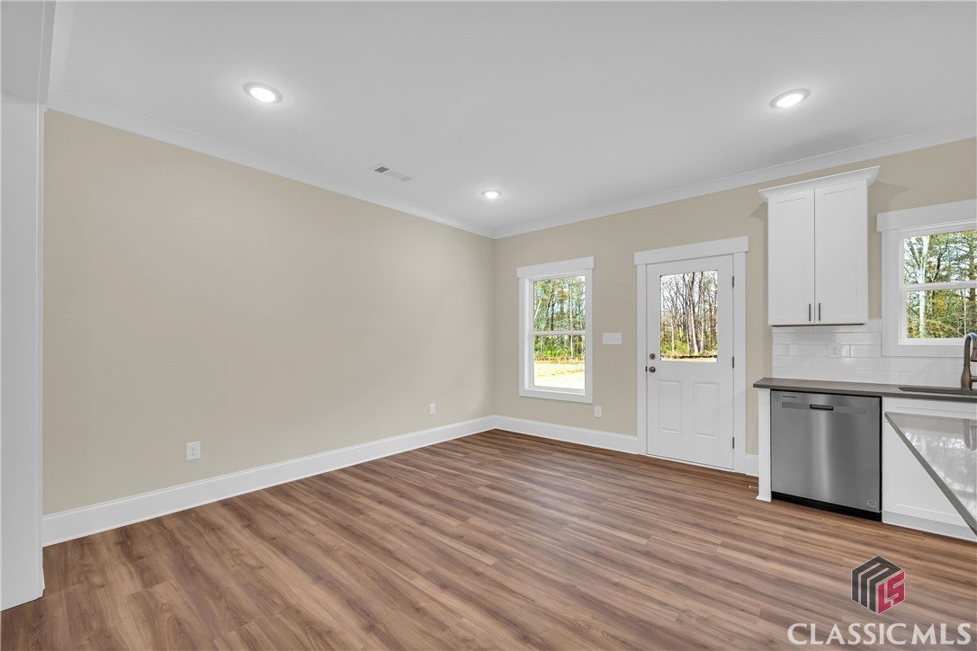 284 Water Oak Way