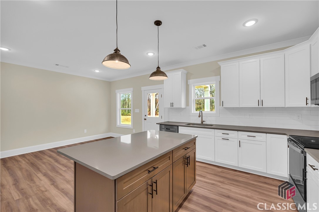 284 Water Oak Way