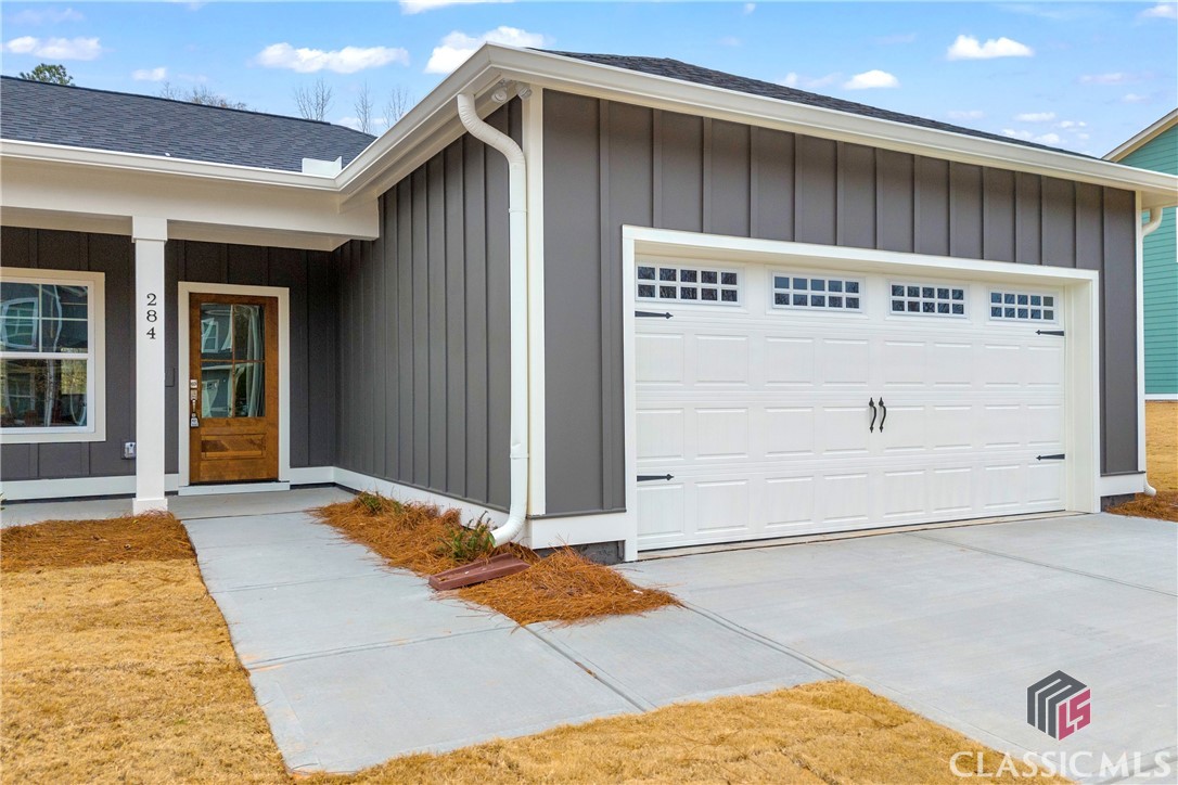284 Water Oak Way