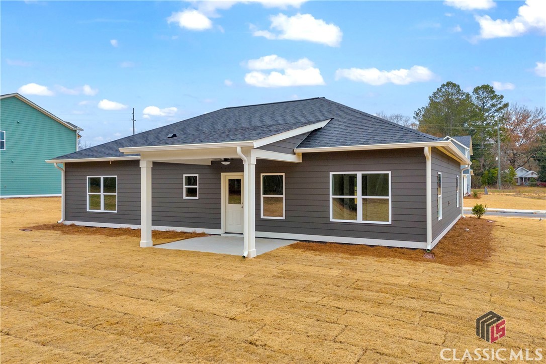 284 Water Oak Way