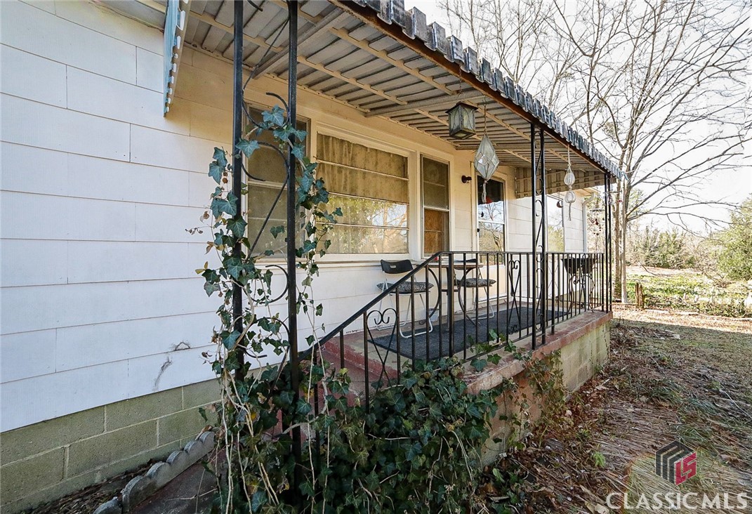 102 Brady Street