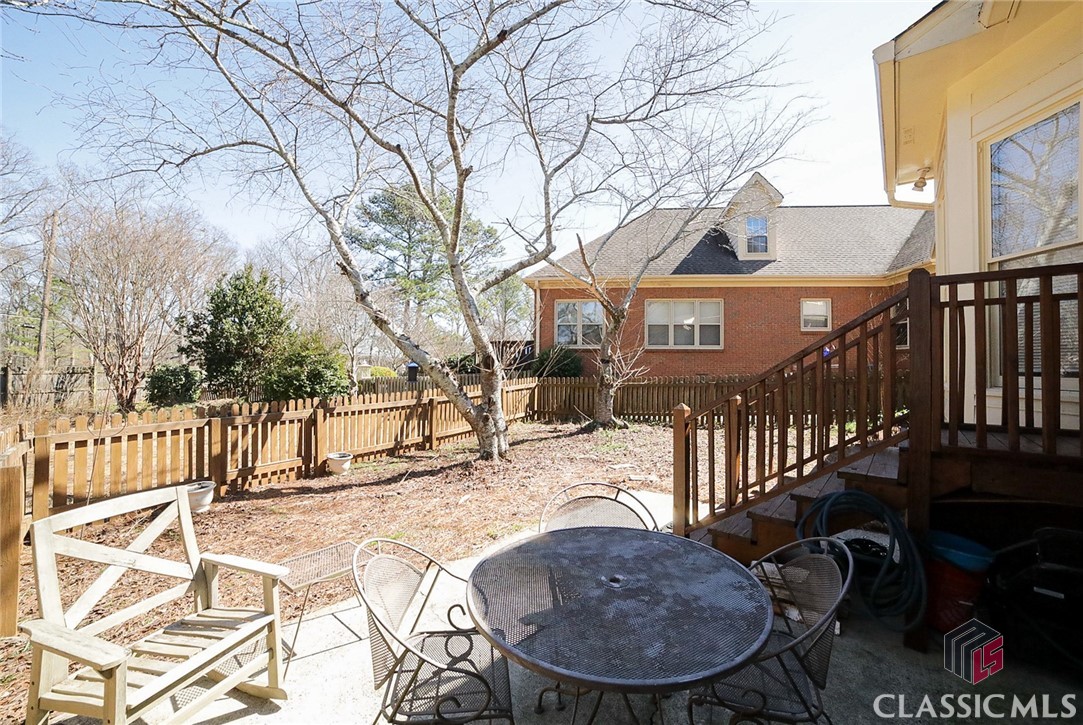 1800 Stockton Walk Lane