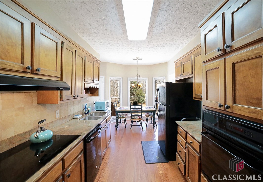 1800 Stockton Walk Lane