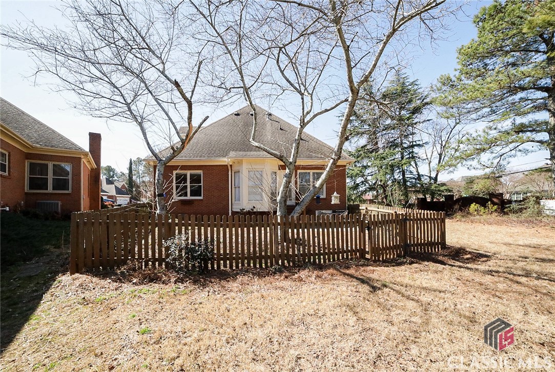 1800 Stockton Walk Lane