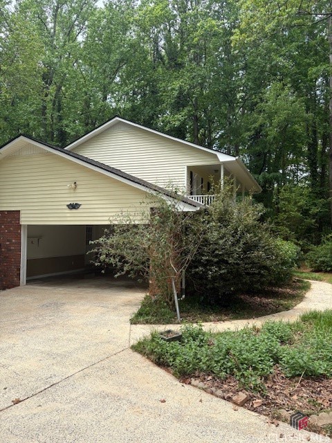 170 Horseshoe Circle