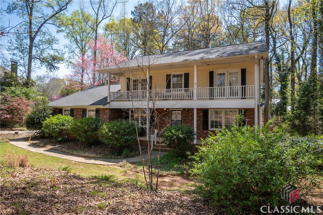 170 Horseshoe Circle
