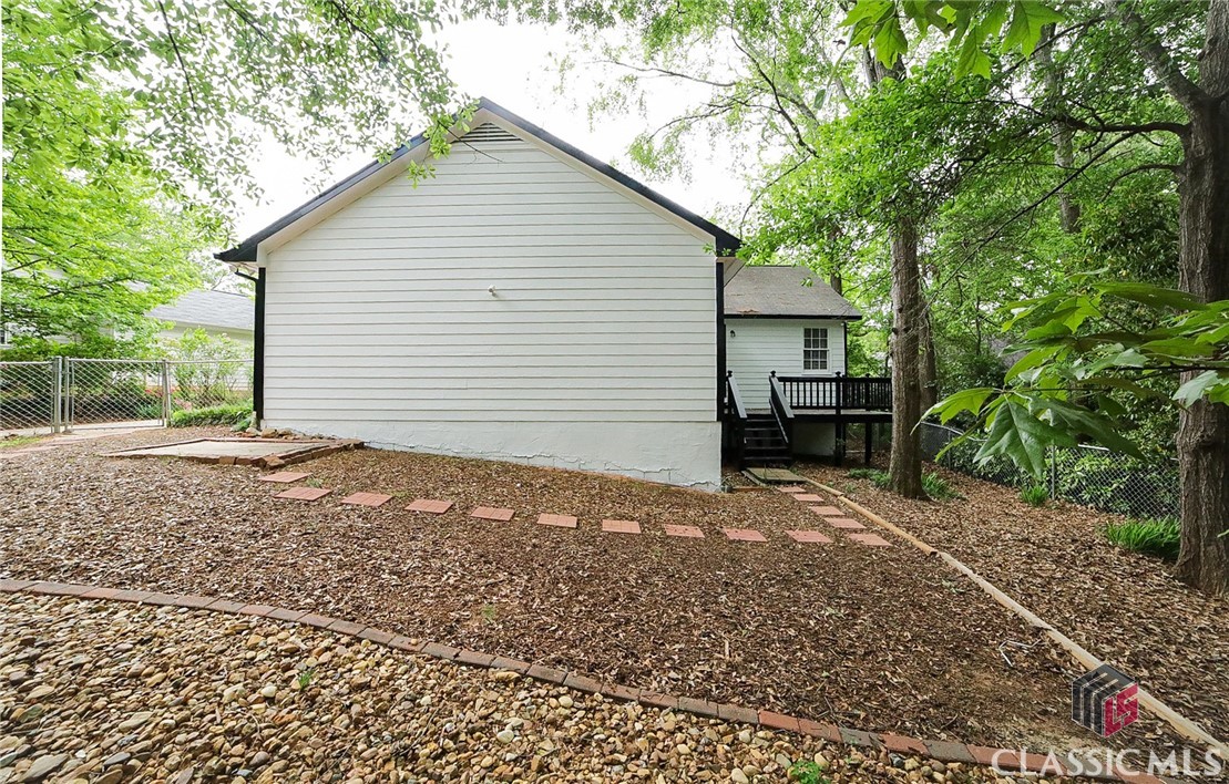 122 Winthrop