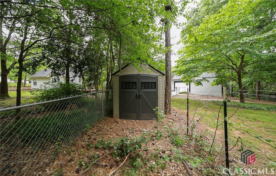 122 Winthrop