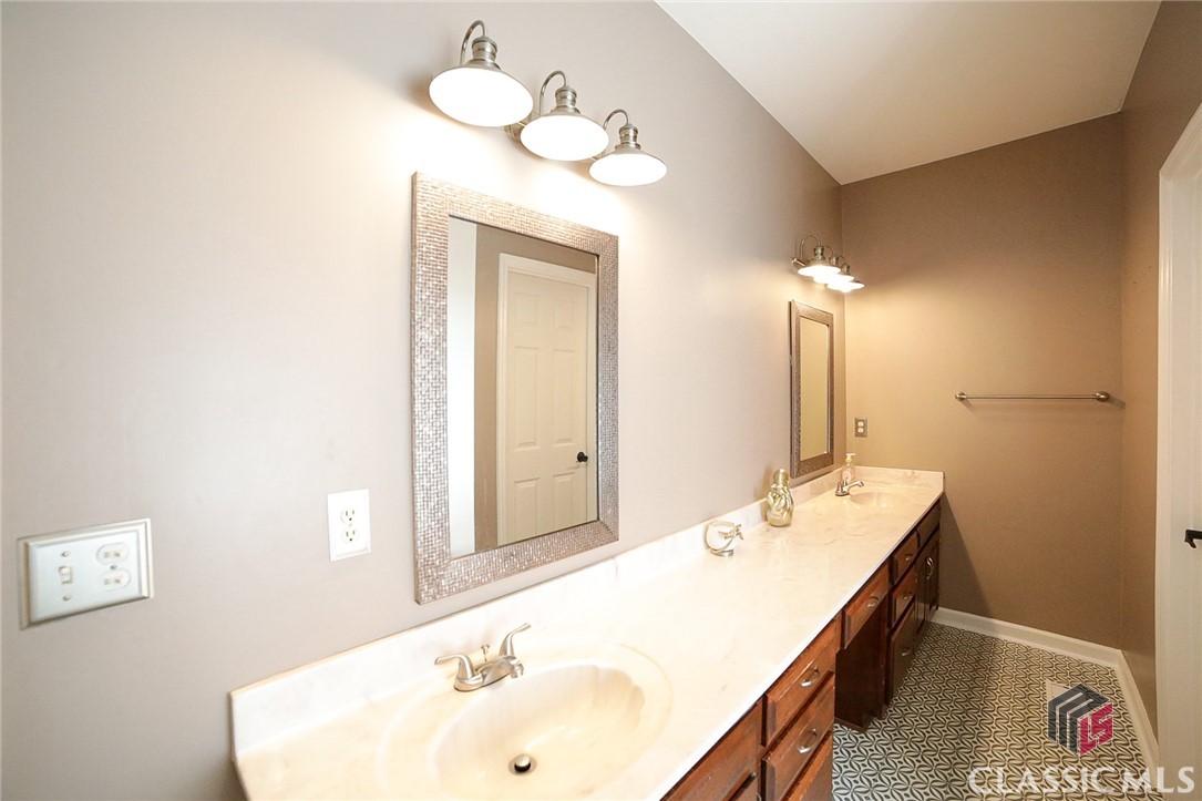 1171 Ridgefield Drive