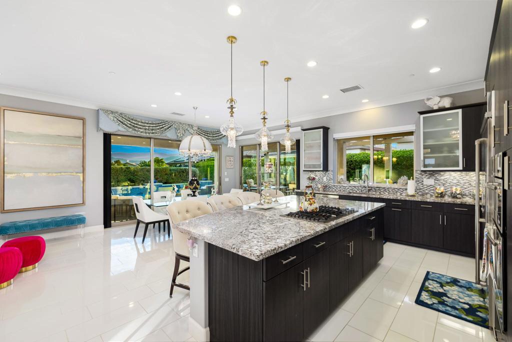 51375 Charlbury Street