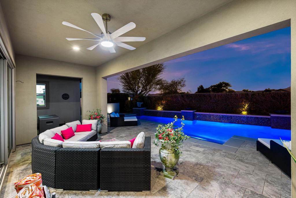 51375 Charlbury Street