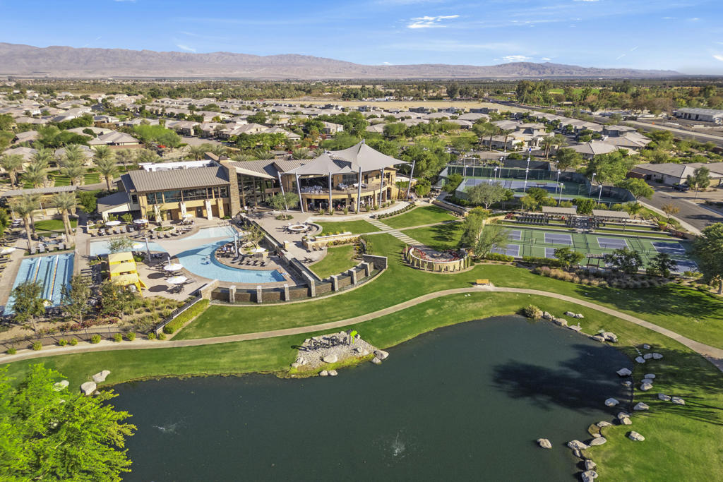 51515 Whiptail Drive