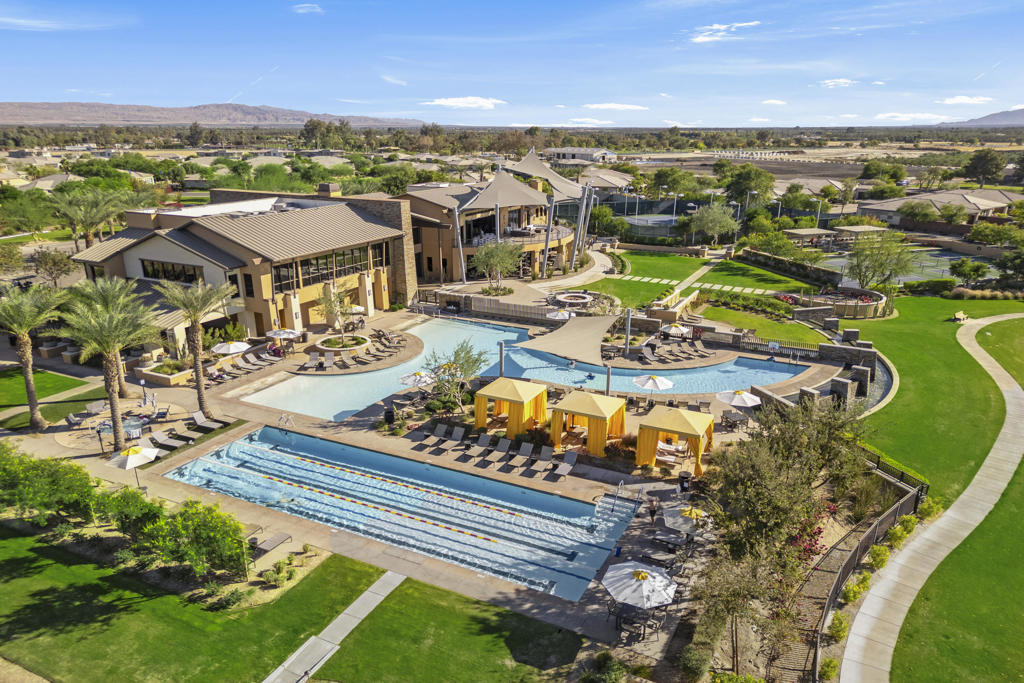 51515 Whiptail Drive