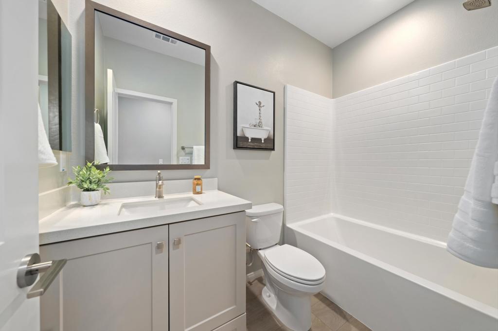 51515 Whiptail Drive