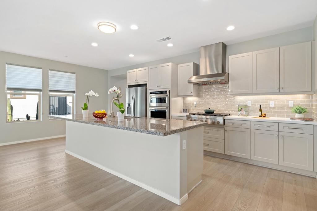 51515 Whiptail Drive