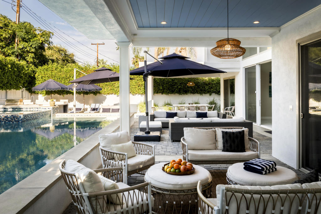 154 E Ocotillo Avenue