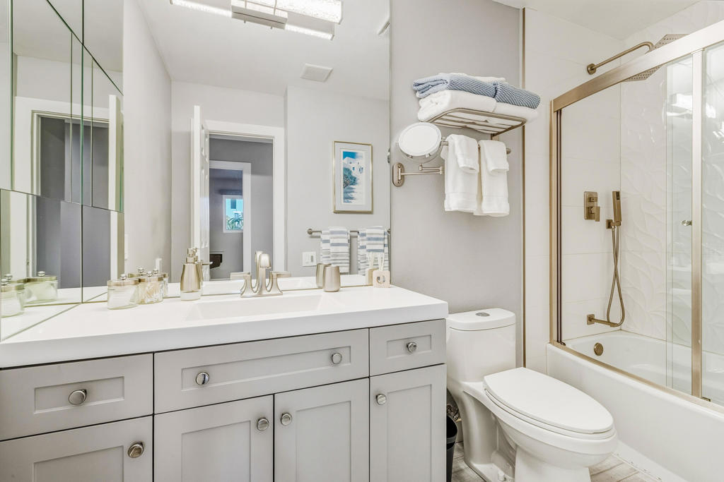 43620 Palmilla Circle