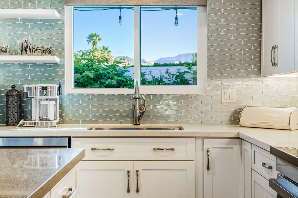 43620 Palmilla Circle