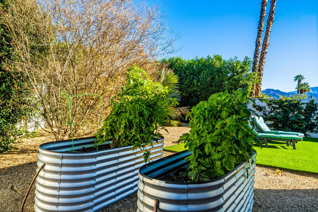 43620 Palmilla Circle