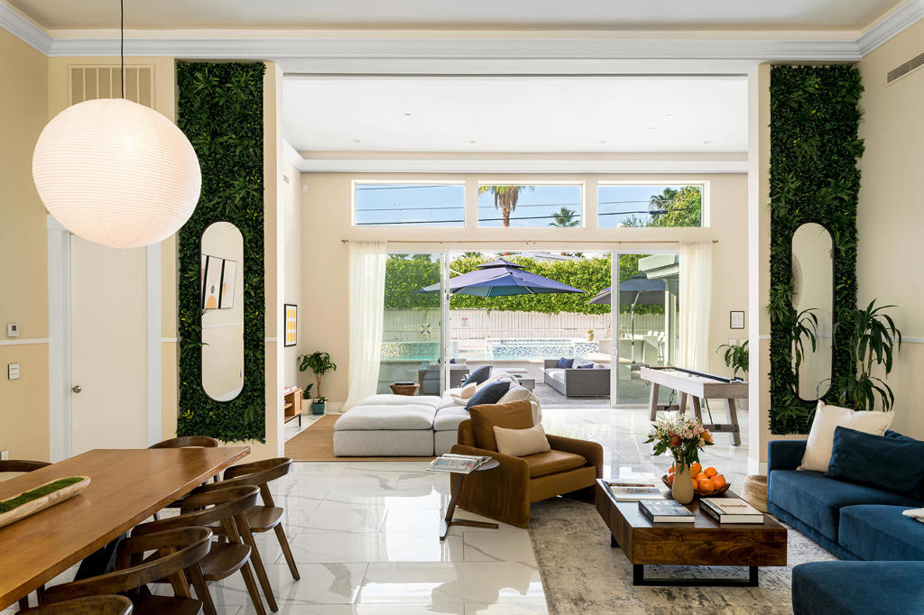 154 E Ocotillo Avenue