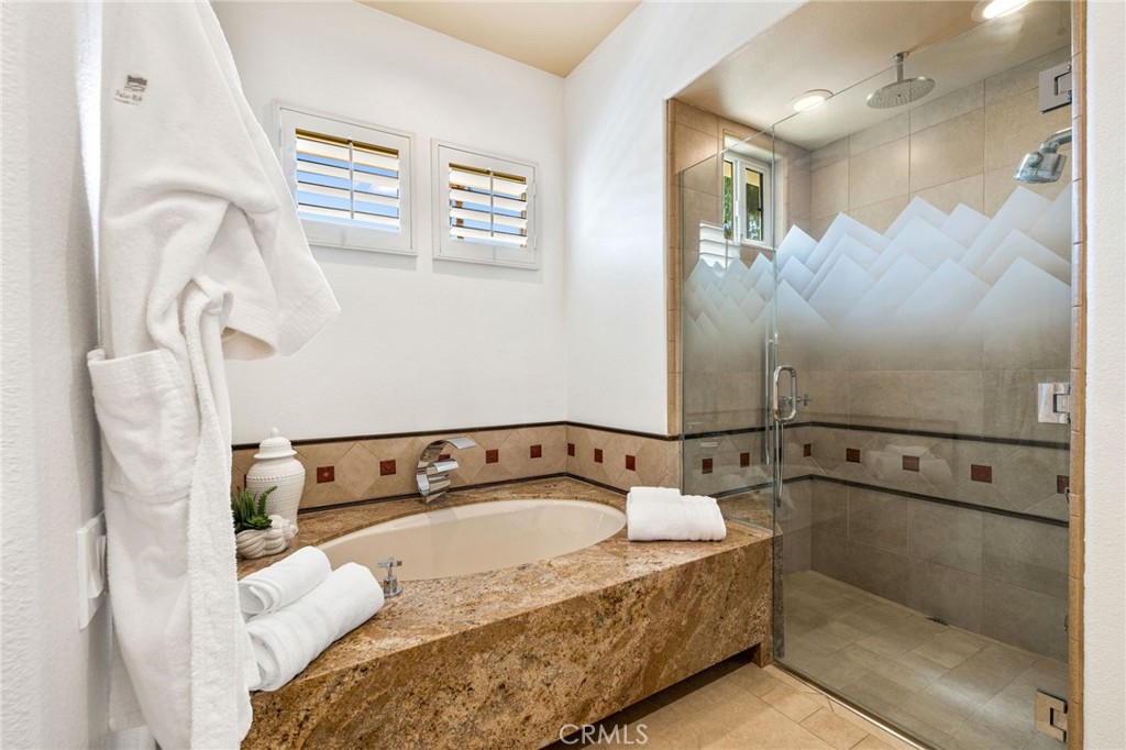 421 White Horse Trail